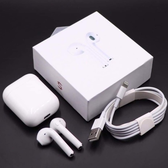 Airpods - Picture 1 of 1